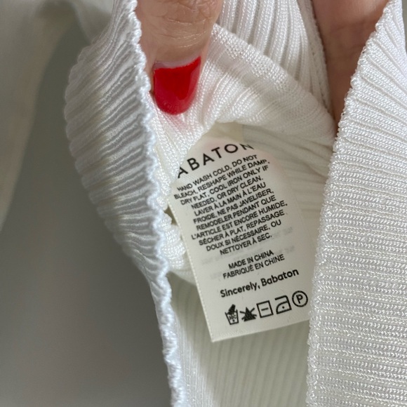 Babaton long sleeve cut out - Picture 3 of 7